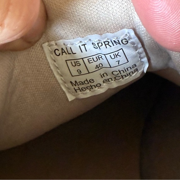 Call it Spring ladies vegan high tops snake print size 9 excellent condition - Picture 7 of 16